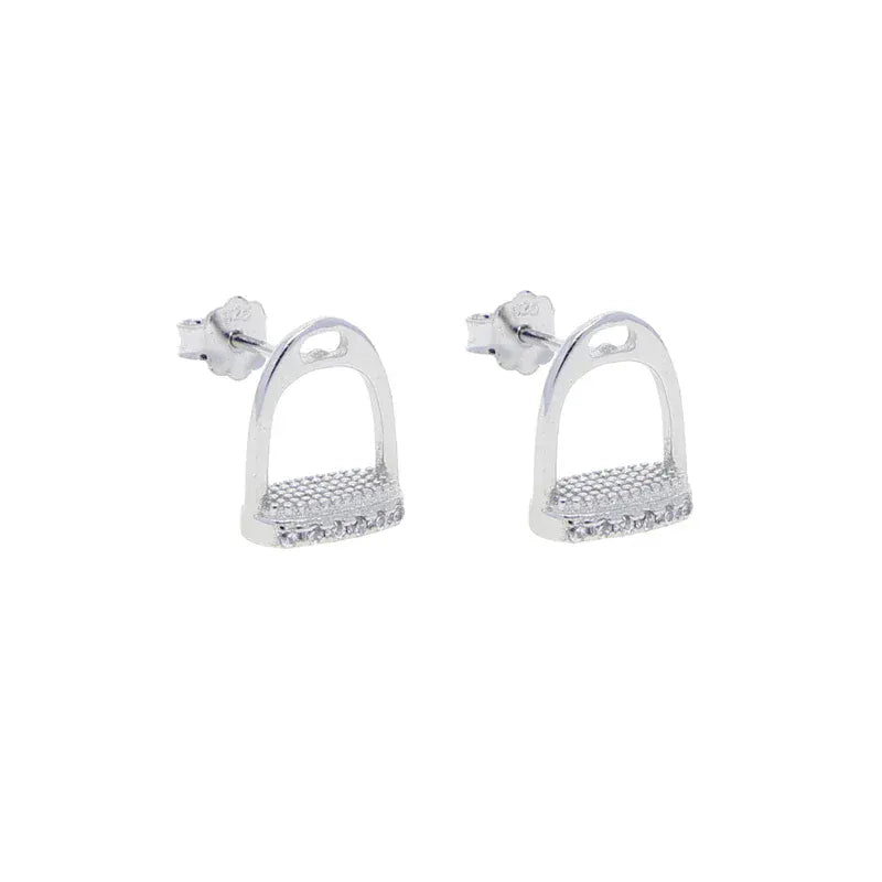 Boucles d'oreilles étrier en argent avec zircone
