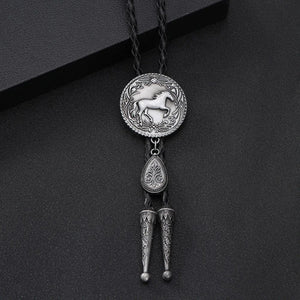 Bolo tie med rund hästberlock och läderband