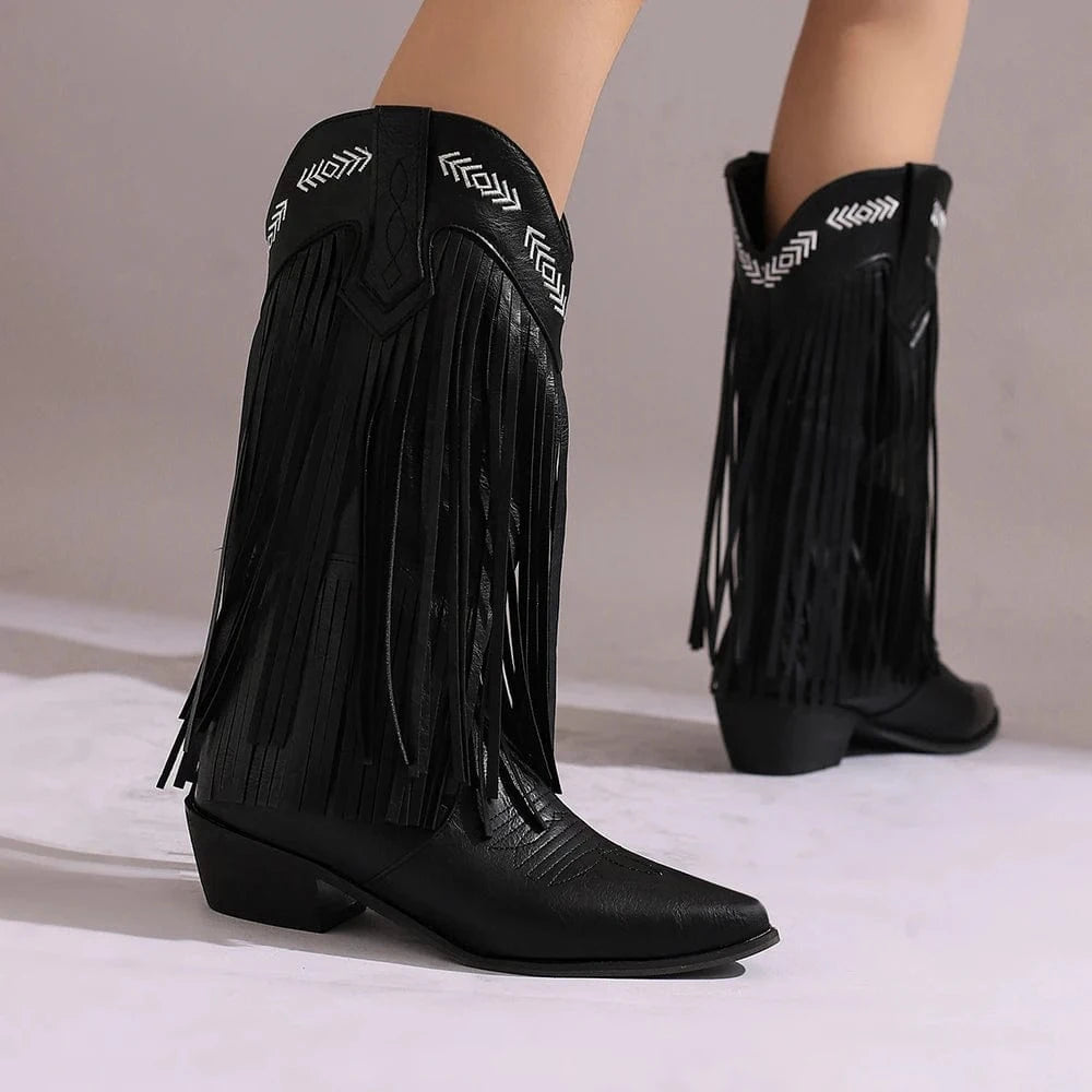 Cowboy boots mocka dam