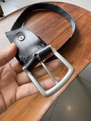 Cowboybälte i Svart Äkta Läder med Silverdetaljer