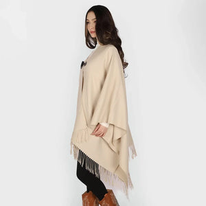 Elegant poncho jacka dam