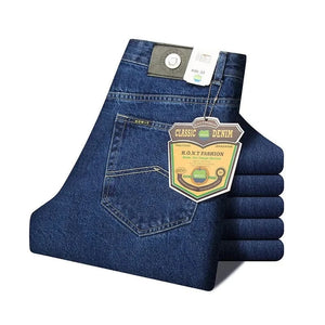 Klassiska raka jeans för män