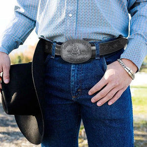 Präglat westernbälte med vintage ormspänne