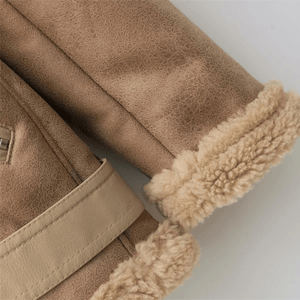 Beige shearlingjacka