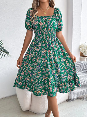 Blommig off-shoulder midiklänning Grön / S