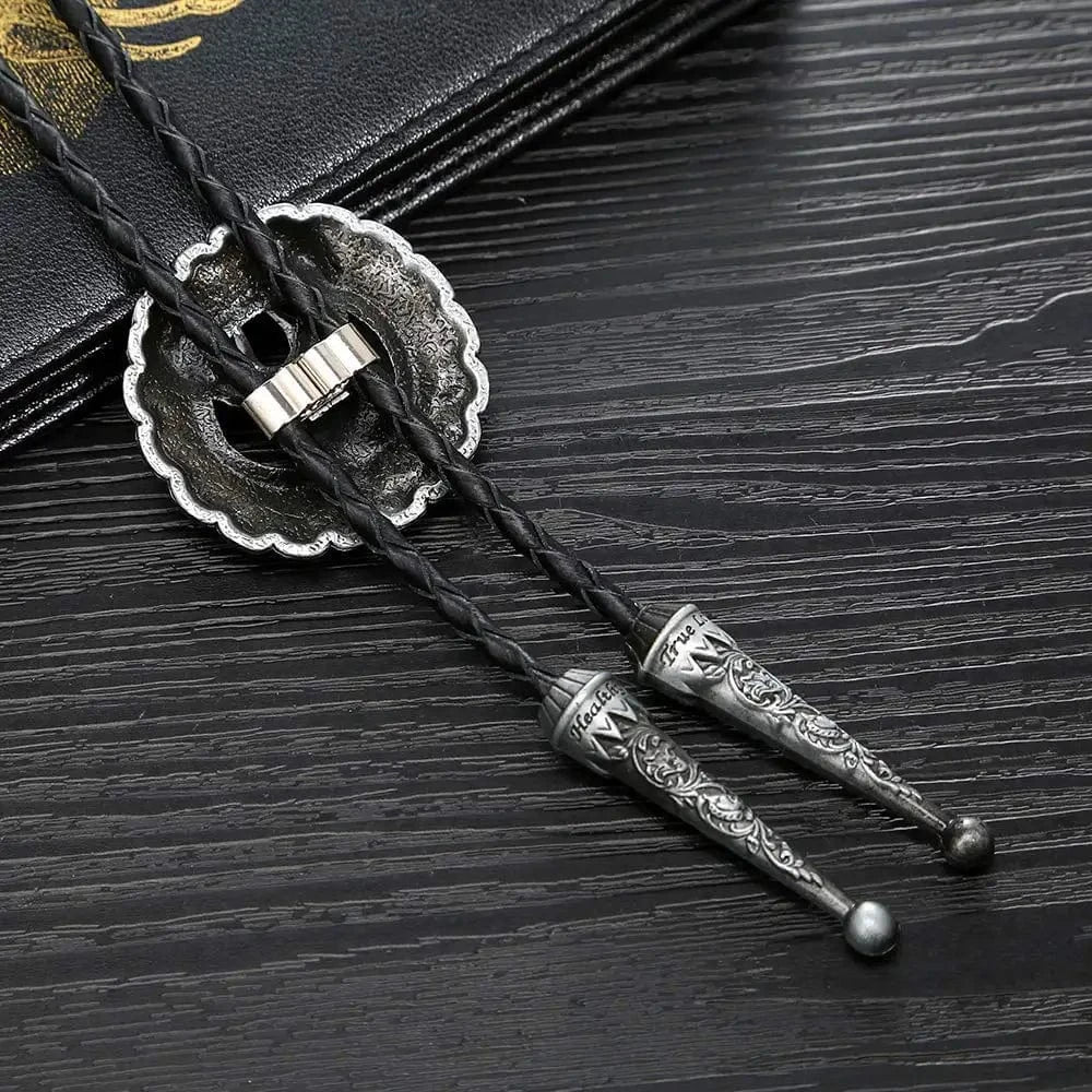 Bolo tie med 3D-hjorthuvud i metall