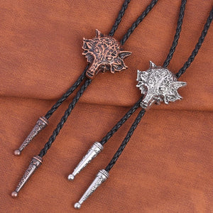 Bolo tie med 3D-varghuvud i metall
