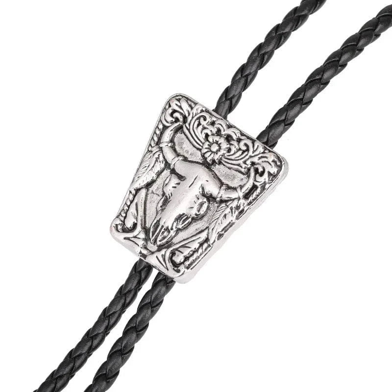 Bolo tie med oxskalle i metall och läderband