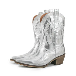 Broderade låga cowboyboots med chunky klack