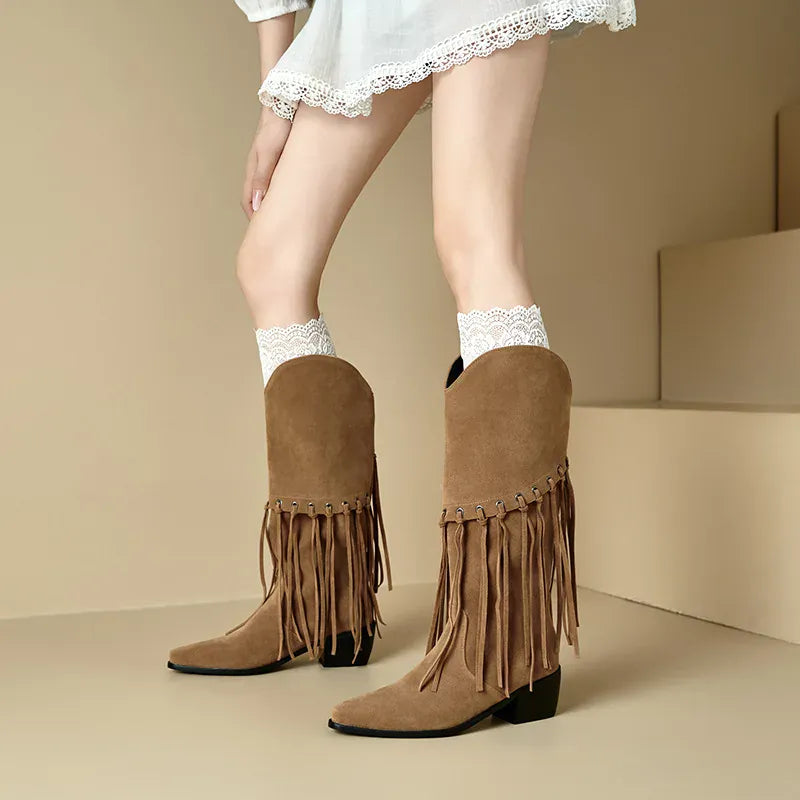 Cowboyboots med fransar i mjuk mockalook