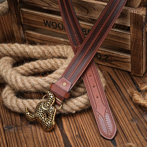 Elegant cowboybälte med gyllene tjurhuvudspänne