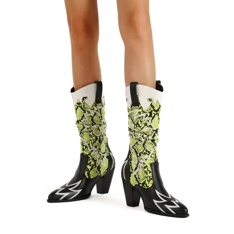Tvåfärgade Cowgirl Boots med Färgglatt Ormskinnsmönster