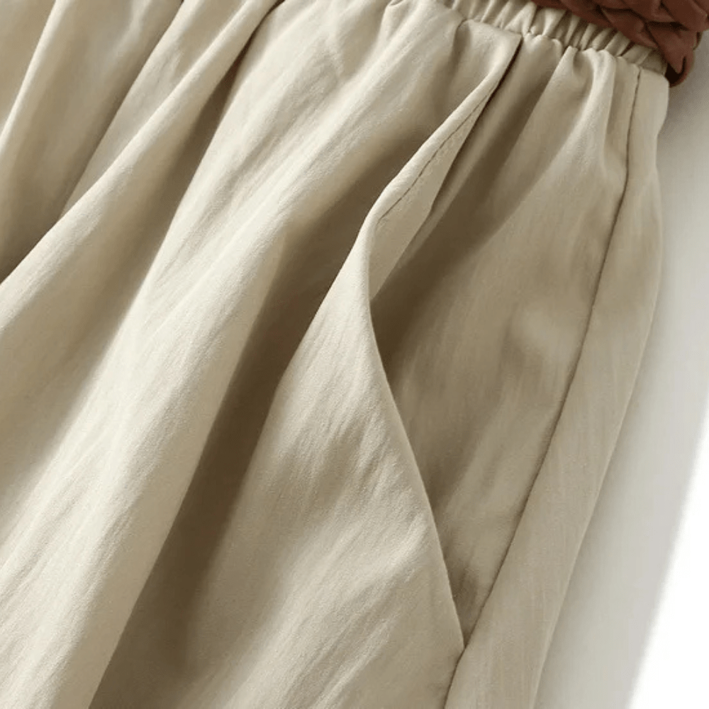 Kjol med skärp