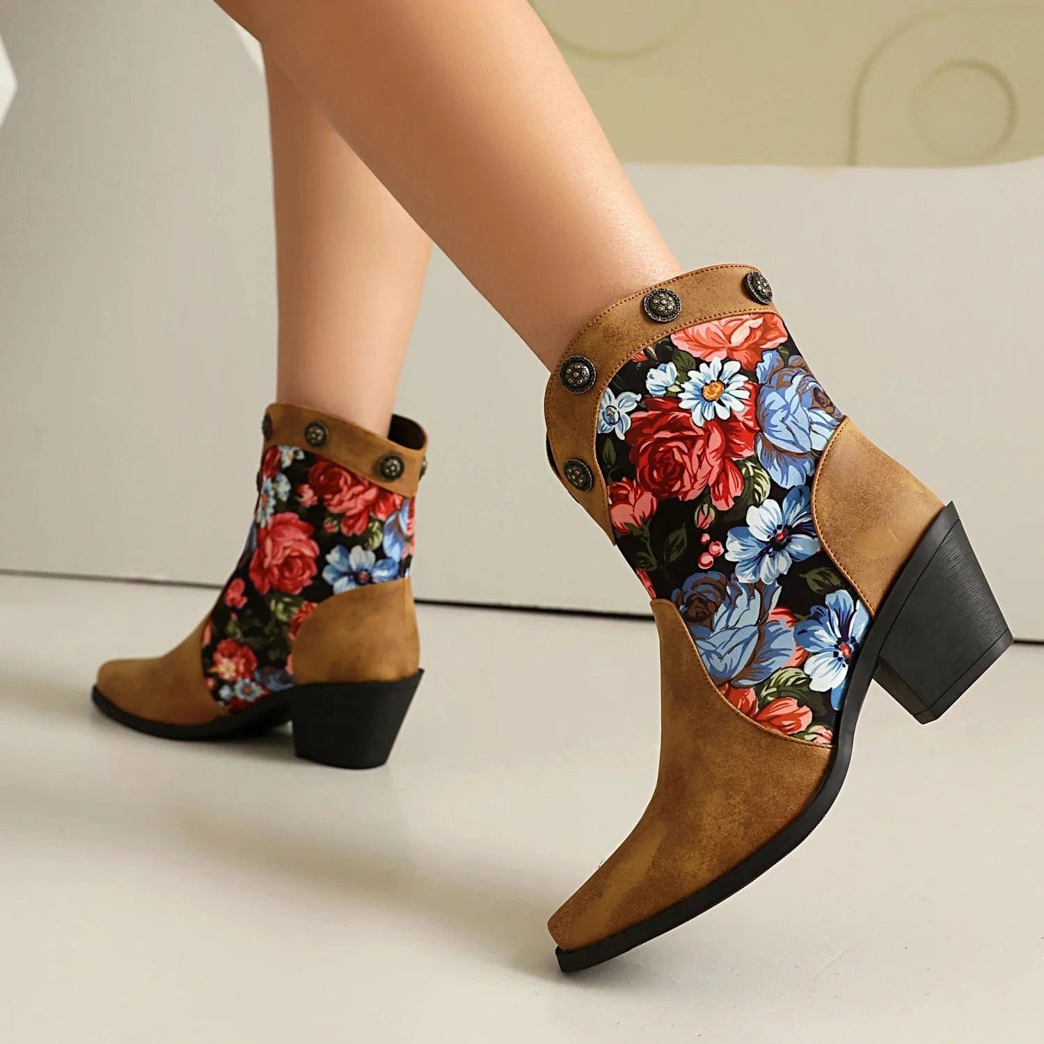 Korta Cowboyboots med Blommor
