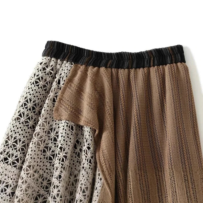 Långkjol i patchwork-stil med spets och rutigt mönster