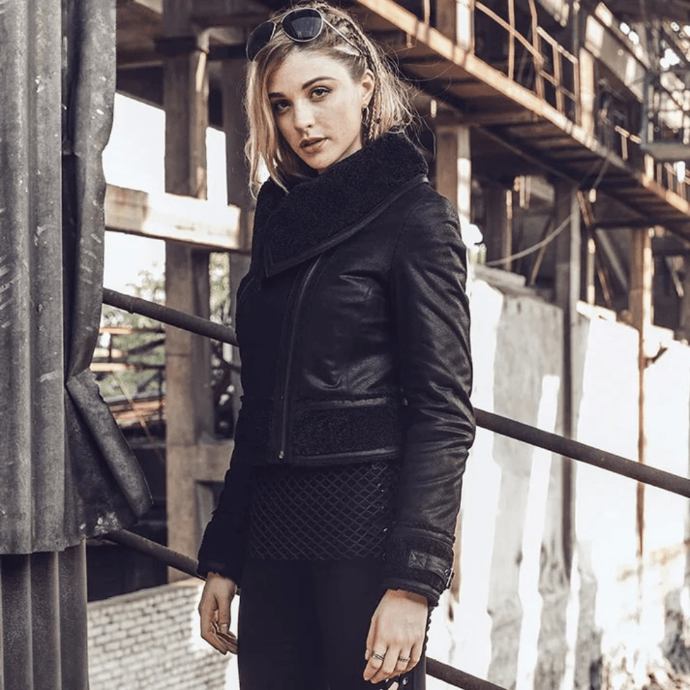 Svart shearling jacka