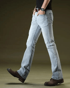 Utsvängda jeans för herr